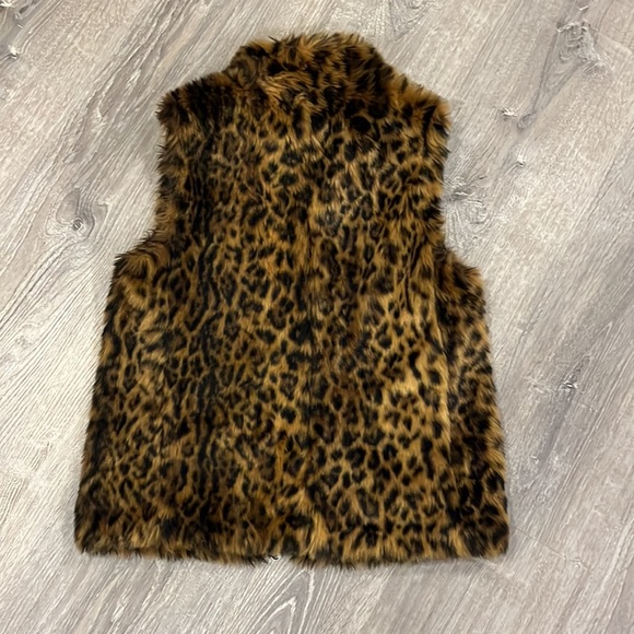 Women’s J. Crew Faux Fur Cheetah Print Fluffy Vest Sz XS - Picture 8 of 8